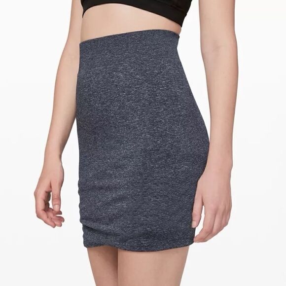Lululemon Boulevard Bliss Skirt Heather Grey Sz 8 - Picture 1 of 8